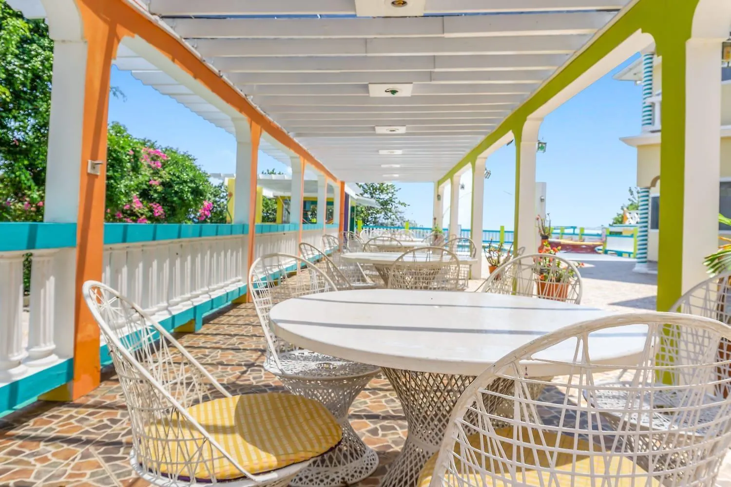 *** Penzion Hotel Taino Cove Treasure Beach Jamajka